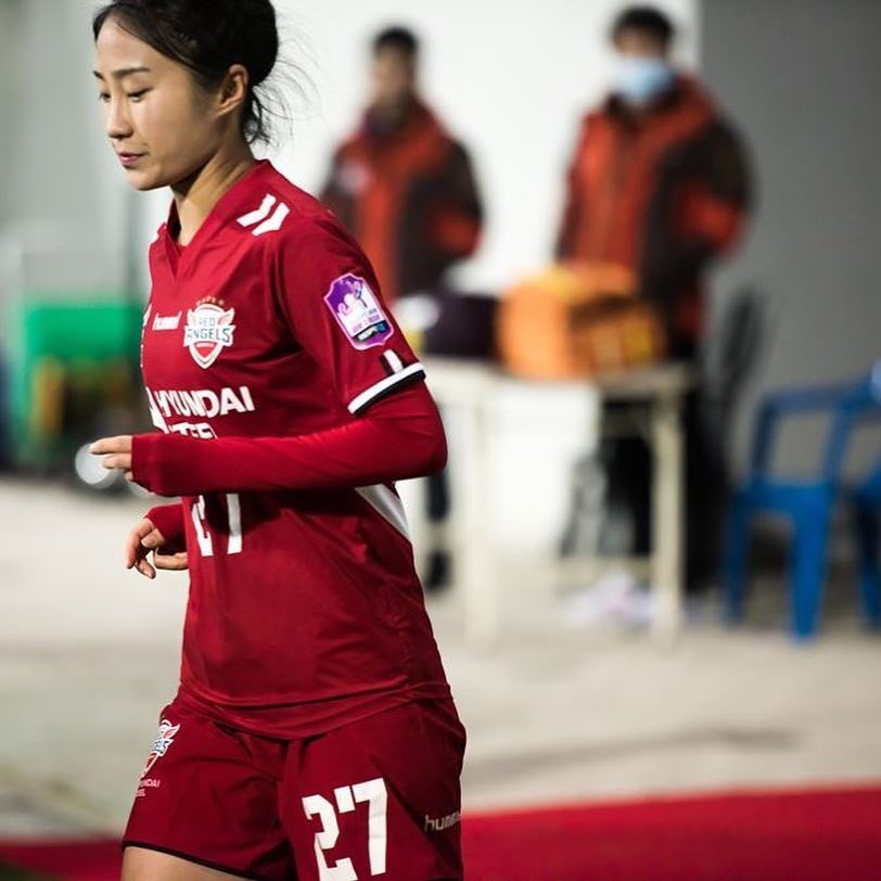 Nu cau thu xinh dep cua doi bong Han Quoc anh 3