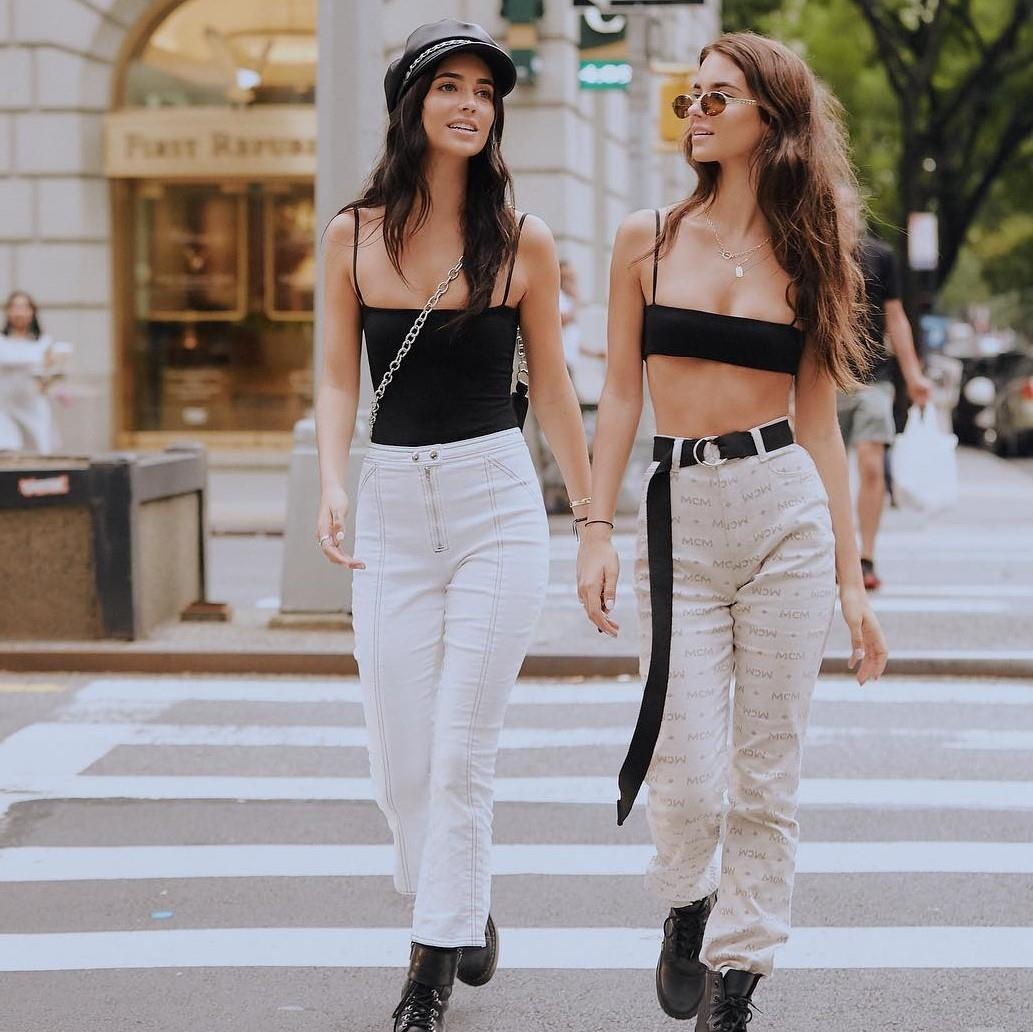 Nhung chi em sinh doi noi tieng the gioi anh 3