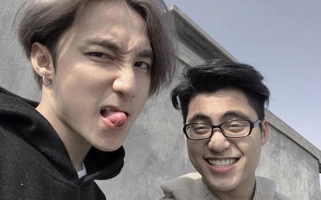 Chup goc nghieng, em trai Son Tung khien fan bat ngo vi giong anh trai hinh anh