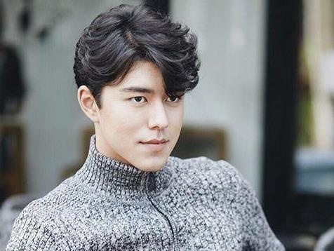 Nam chinh Friendzone bi 'chi Google lua' khi dang status chao fan Viet hinh anh