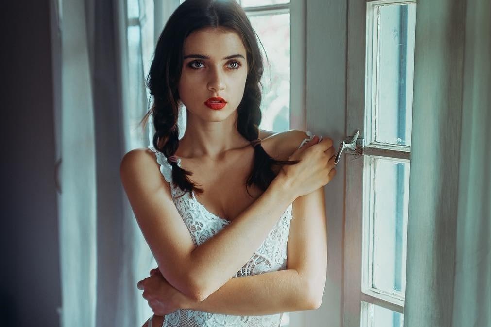 Co nang nong bong co anh mat lanh lung anh 5