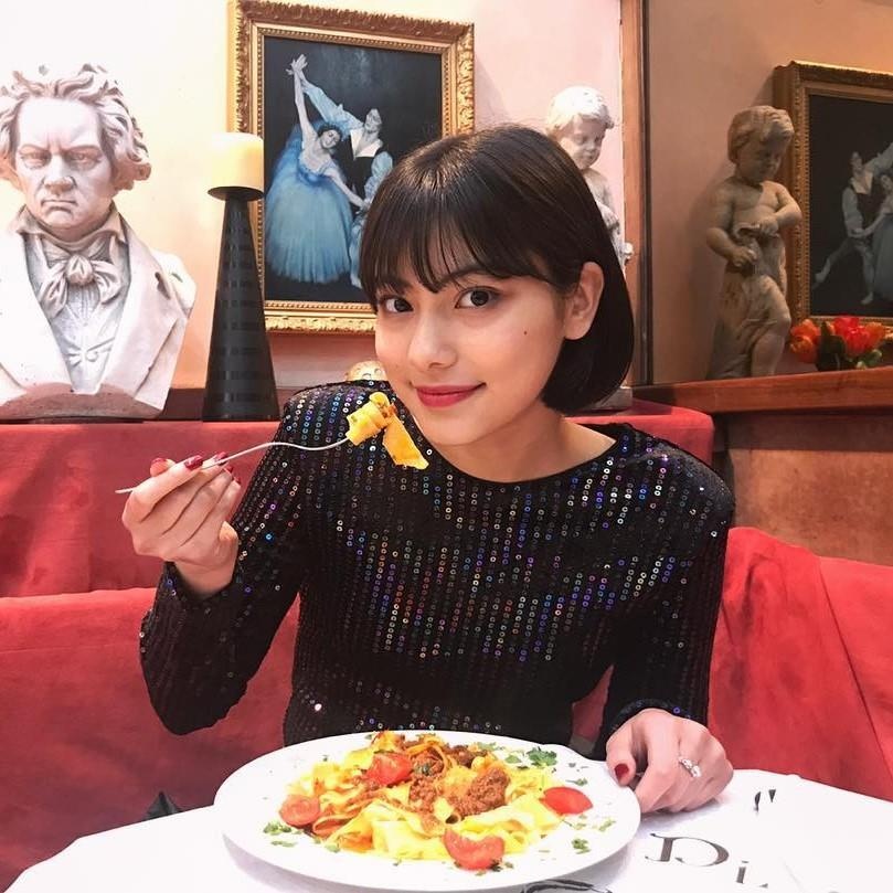 Hot girl Nhat Ban co nhan hieu thoi trang rieng anh 3