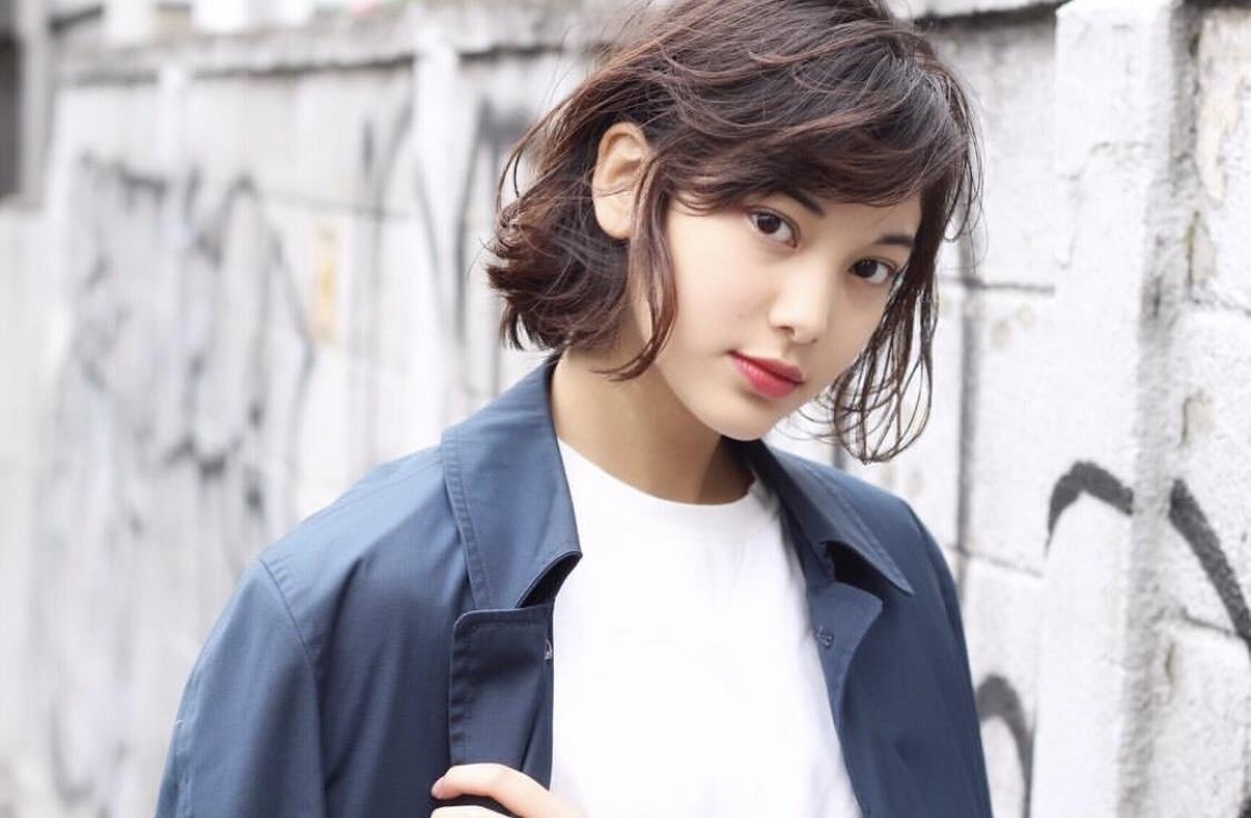 'Bong hong lai' tai nang, 17 tuoi da co nhan hieu thoi trang rieng hinh anh