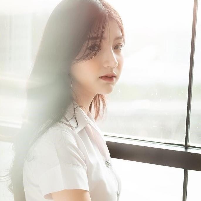 Hot girl dong phuc Thai Lan anh 3