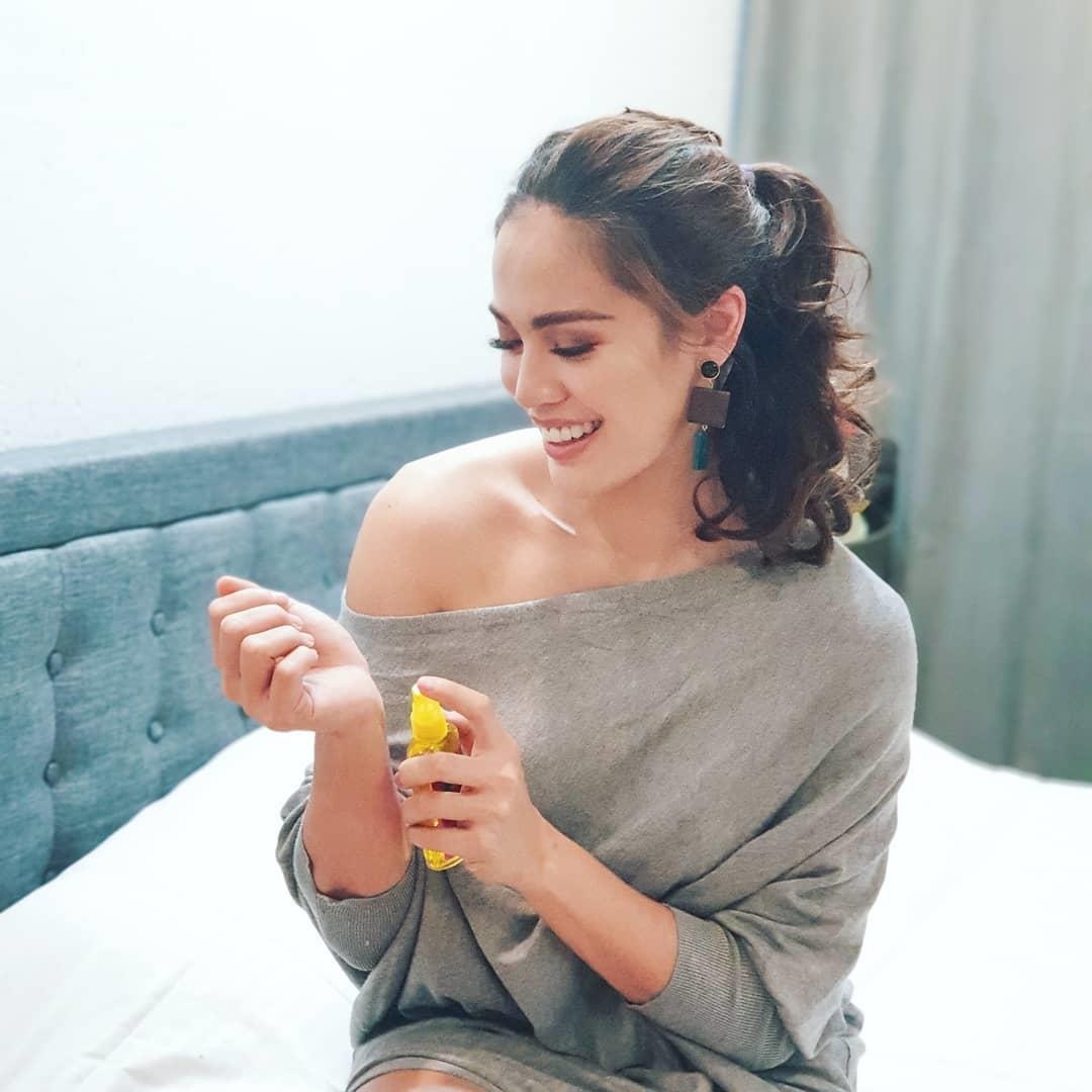 Hot girl bong chuyen tro thanh hoa hau Philippines anh 2