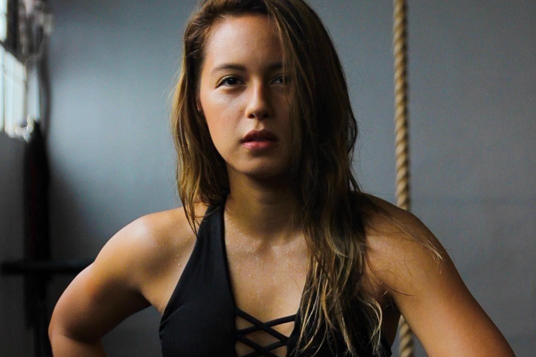 Gia the 'khung' cua hot girl noi tieng lang bong da Philippines hinh anh