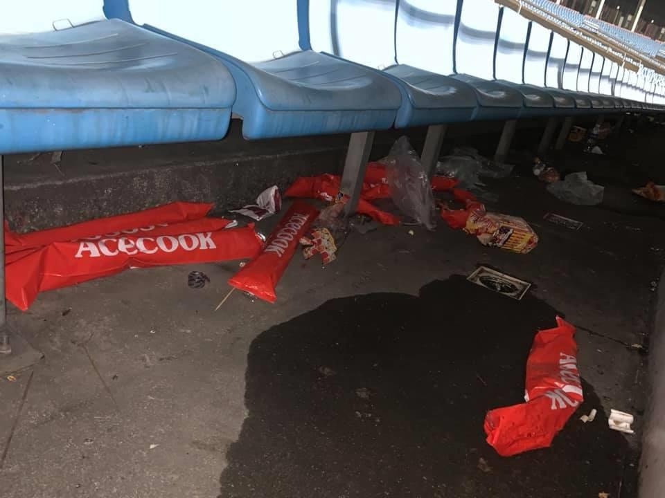 Co gai bay tu Sai Gon ra Ha Noi don rac anh 2