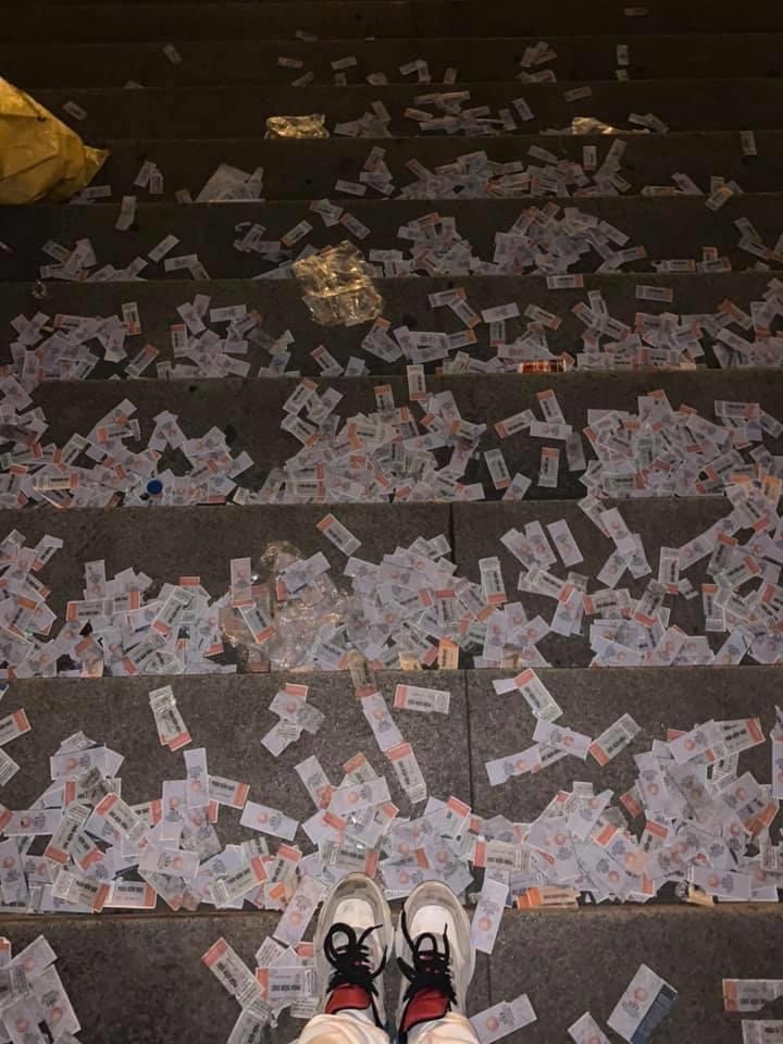 Co gai bay tu Sai Gon ra Ha Noi don rac anh 5