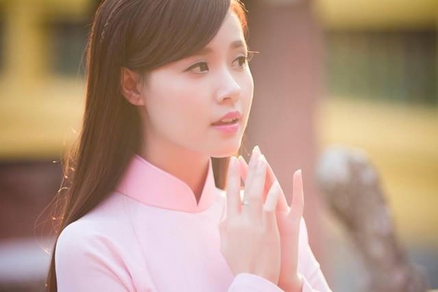 Nhan sac cua loat hot girl thoi chua noi tieng anh 2