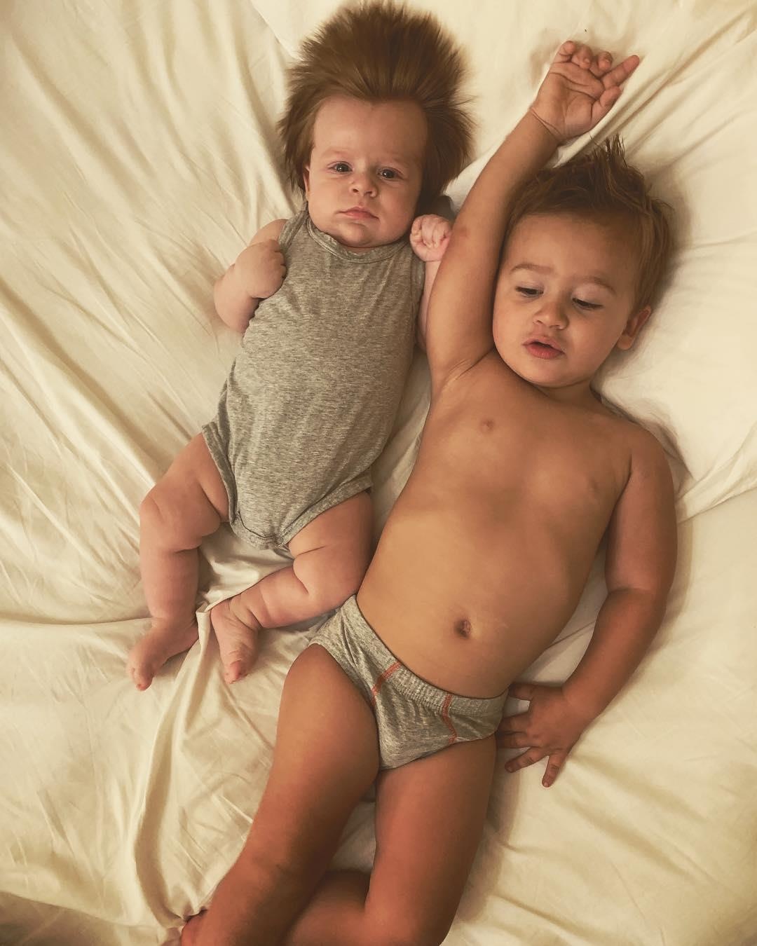 Cau be 4 thang tuoi so huu mai toc tuoi tot ky la anh 6