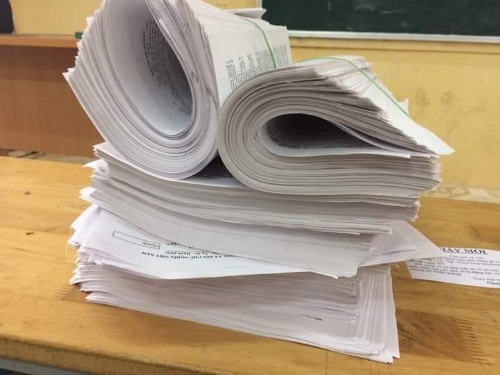 Noi kho ghi ho so dai hoc anh 1