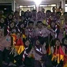 Buc anh nhu phim kinh di khi dung den flash de chup anh 6