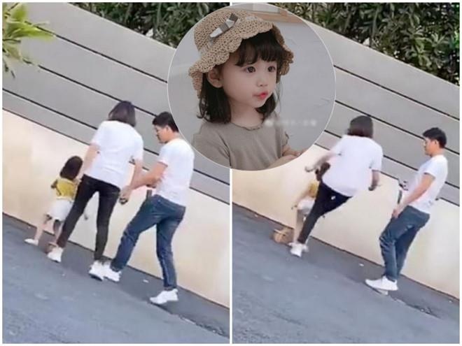 Nguoi mau nhi Niu Niu bi me da thang chan vi khong tao dang dung hinh anh