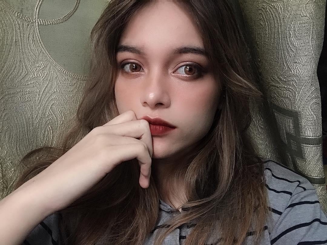 Nhung hot girl Ukraine noi tieng trong cong dong mang Viet anh 4