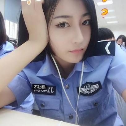 Hot girl nganh quan doi va cong an anh 7