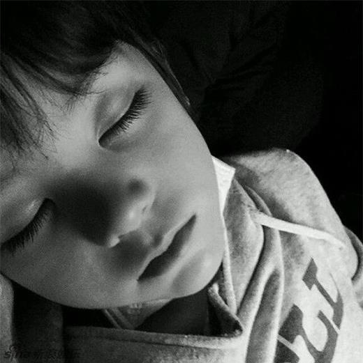 Nhung cau be Nhat Ban dang yeu anh 9