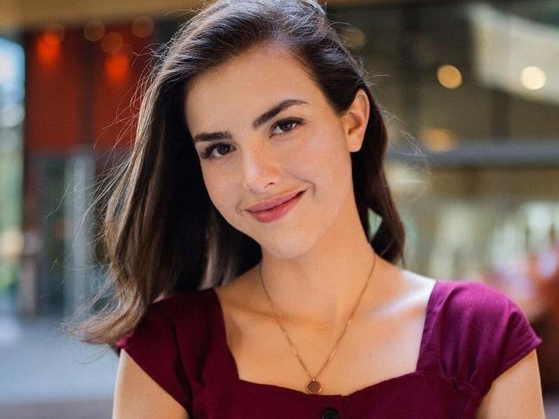 Nu kien tuong co vua xinh nhu hot girl hinh anh