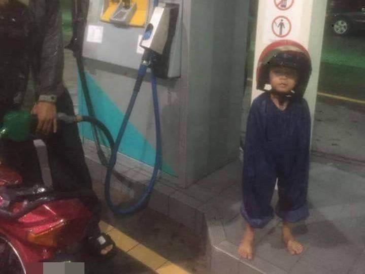 Trao luu con mac quan cha anh 1