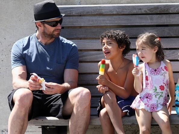 Nhung dua con nuoi thua ke tai san trieu USD anh 7