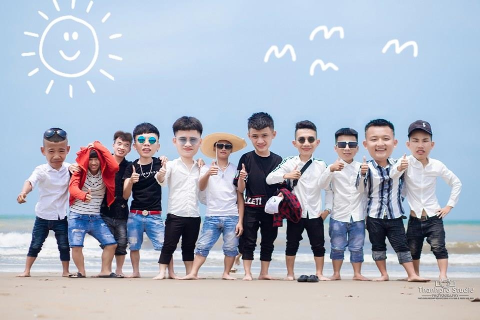 Chup anh nhom theo phong cach chibi anh 1