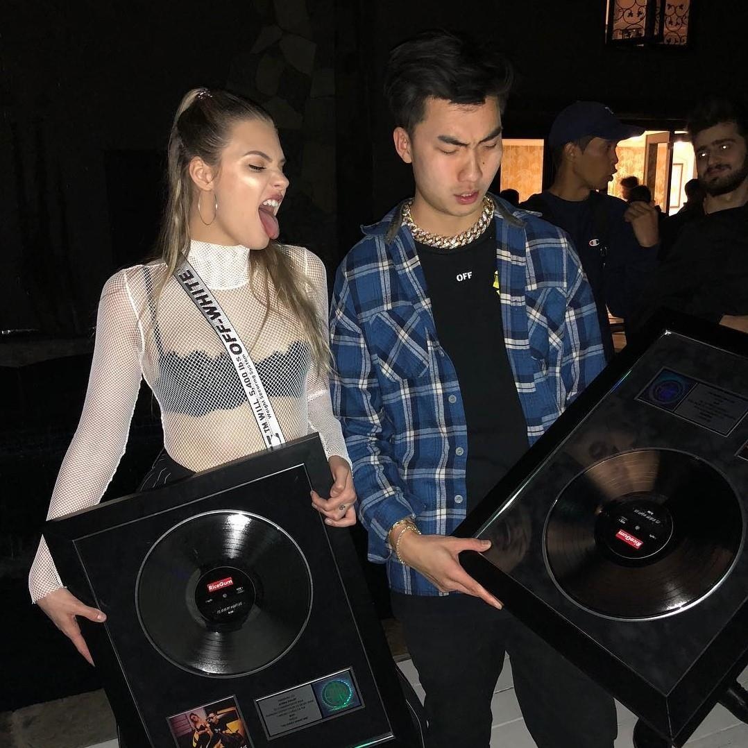 Ban gai nong bong cua blogger RiceGum anh 4