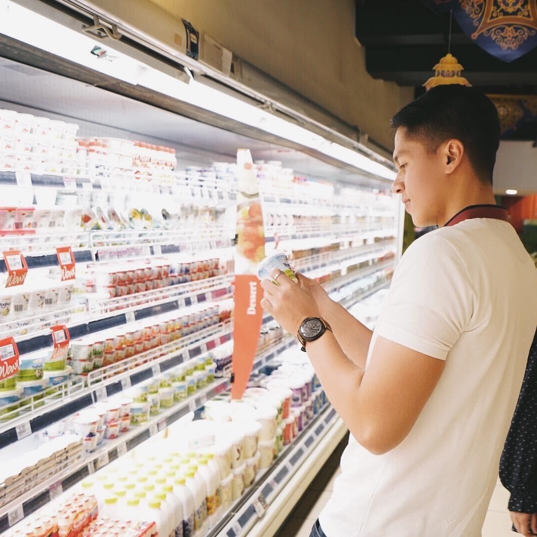 Ban trai la CEO cua hot girl giong Chi Pu anh 9