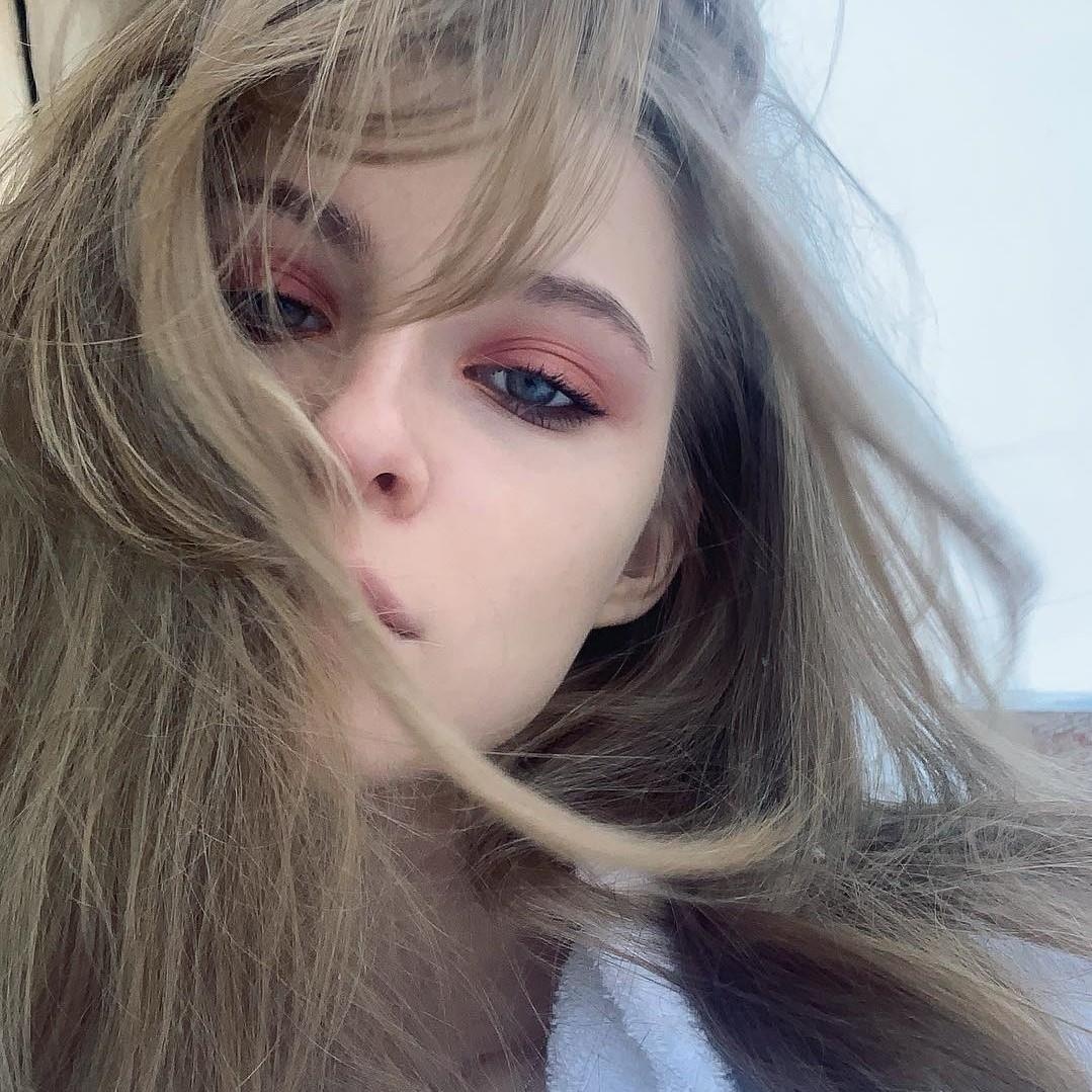 Hot girl 9X thuộc top Influencer nổi bật ở Nga ảnh 4 Hot girl 9X thuoc top Influencer noi bat o Nga anh 4