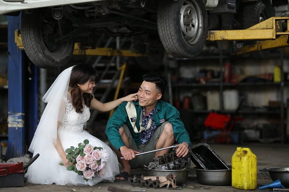 Anh cuoi trong garage anh 1