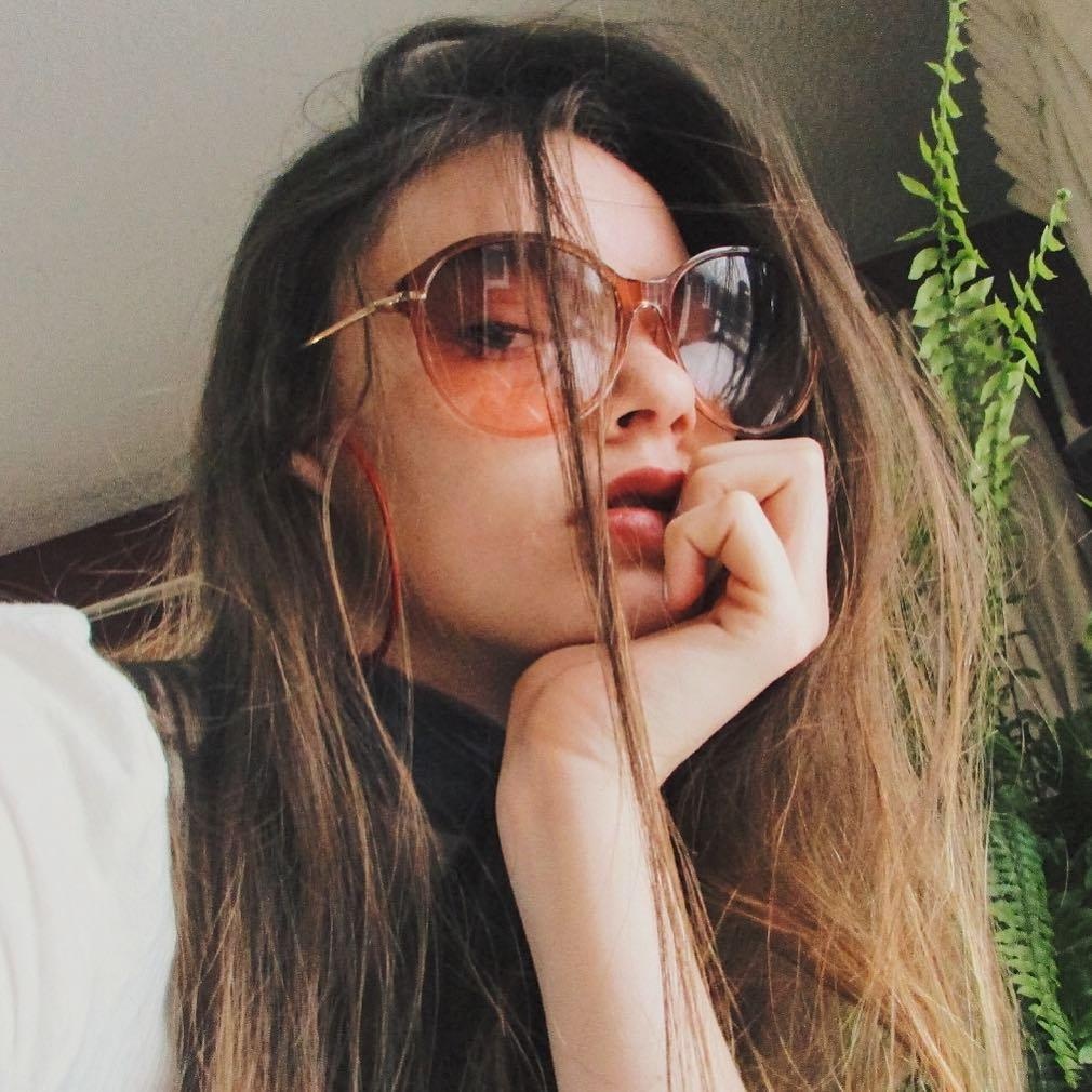 Hot girl Canada lam nguoi mau o Nhat Ban anh 3