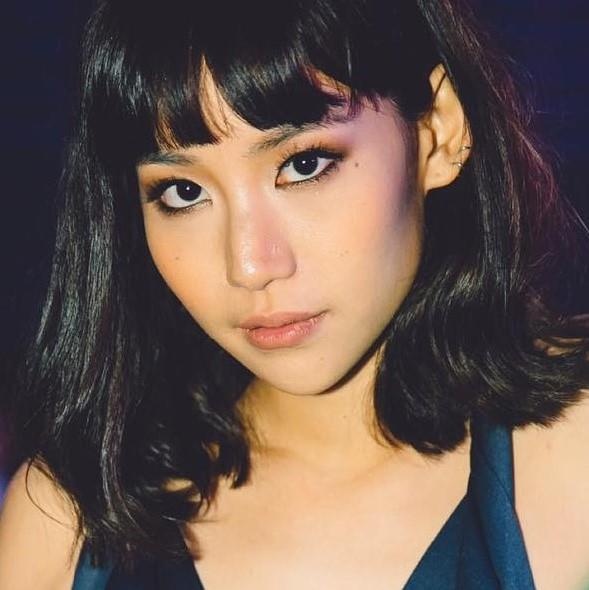 9X Thai Lan duoc menh danh co gai quy anh 9