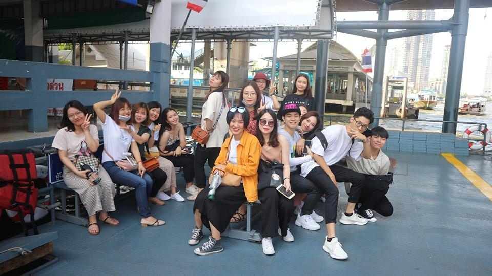 Người Thái giúp du khách tìm đồng hồ  ảnh 4 Nguoi Thai giup du khach tim dong ho anh 4