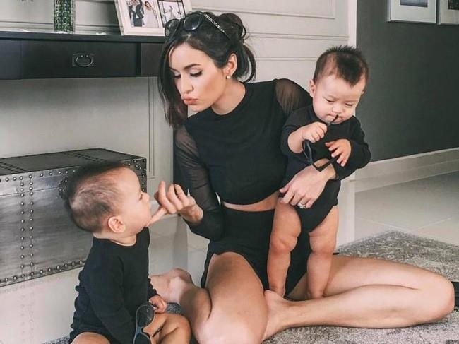 Nhung hot mom noi tieng anh 1