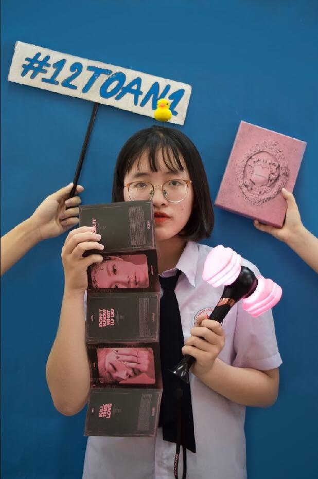 Fan Black Pink chụp kỷ yếu ảnh 1 Fan Black Pink chup ky yeu anh 1