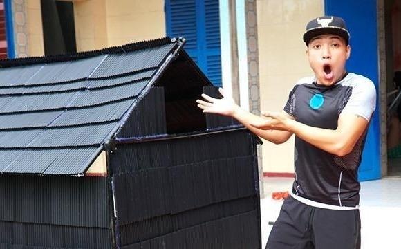 Lam nha bang 5.000 ong hut, vlogger bi che 'tan cung cua thieu y thuc' hinh anh