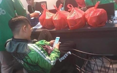 Shipper bi bung 20 ly tra sua noi da duoc xin loi va boi thuong hinh anh