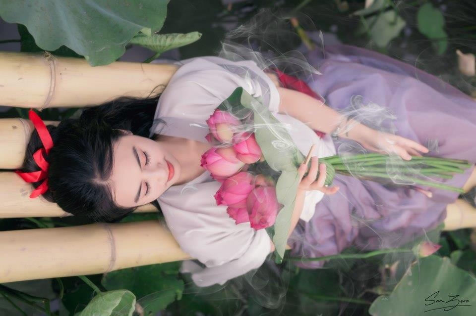 Chup anh sen phong cach co trang anh 4