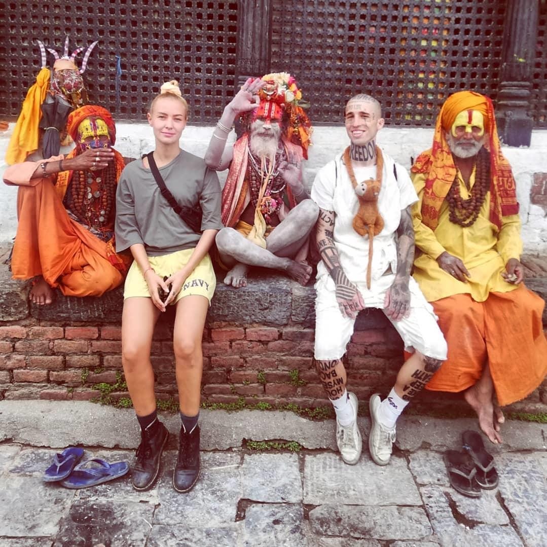 Cặp vợ chồng người Đức xin tiền đi du lịch ảnh 4 Cap vo chong nguoi Duc xin tien di du lich anh 4