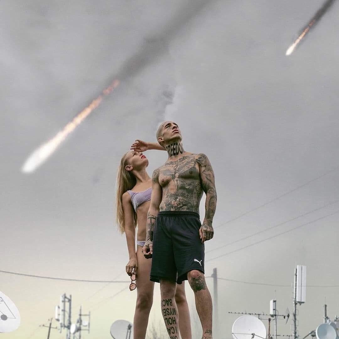 Cặp vợ chồng người Đức xin tiền đi du lịch ảnh 5 Cap vo chong nguoi Duc xin tien di du lich anh 5