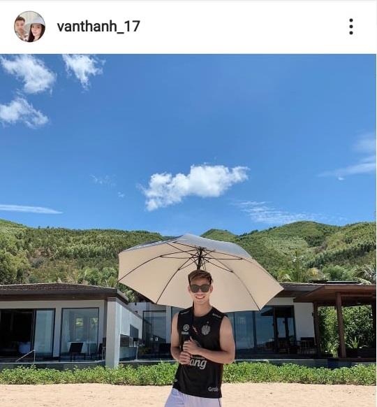 Van Thanh mac ao dau cua Xuan Truong anh 1