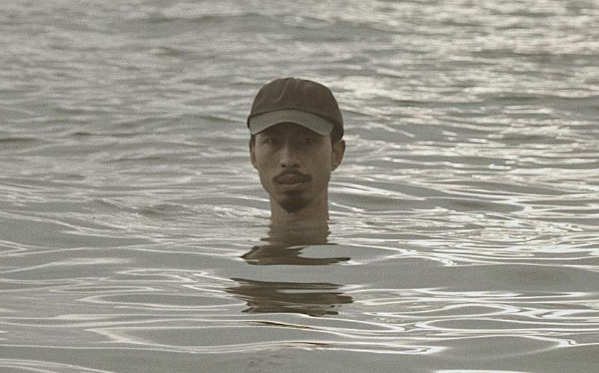 'Lay' nhu Den Vau, tu gom anh che ve minh va khen 'dinh' hinh anh