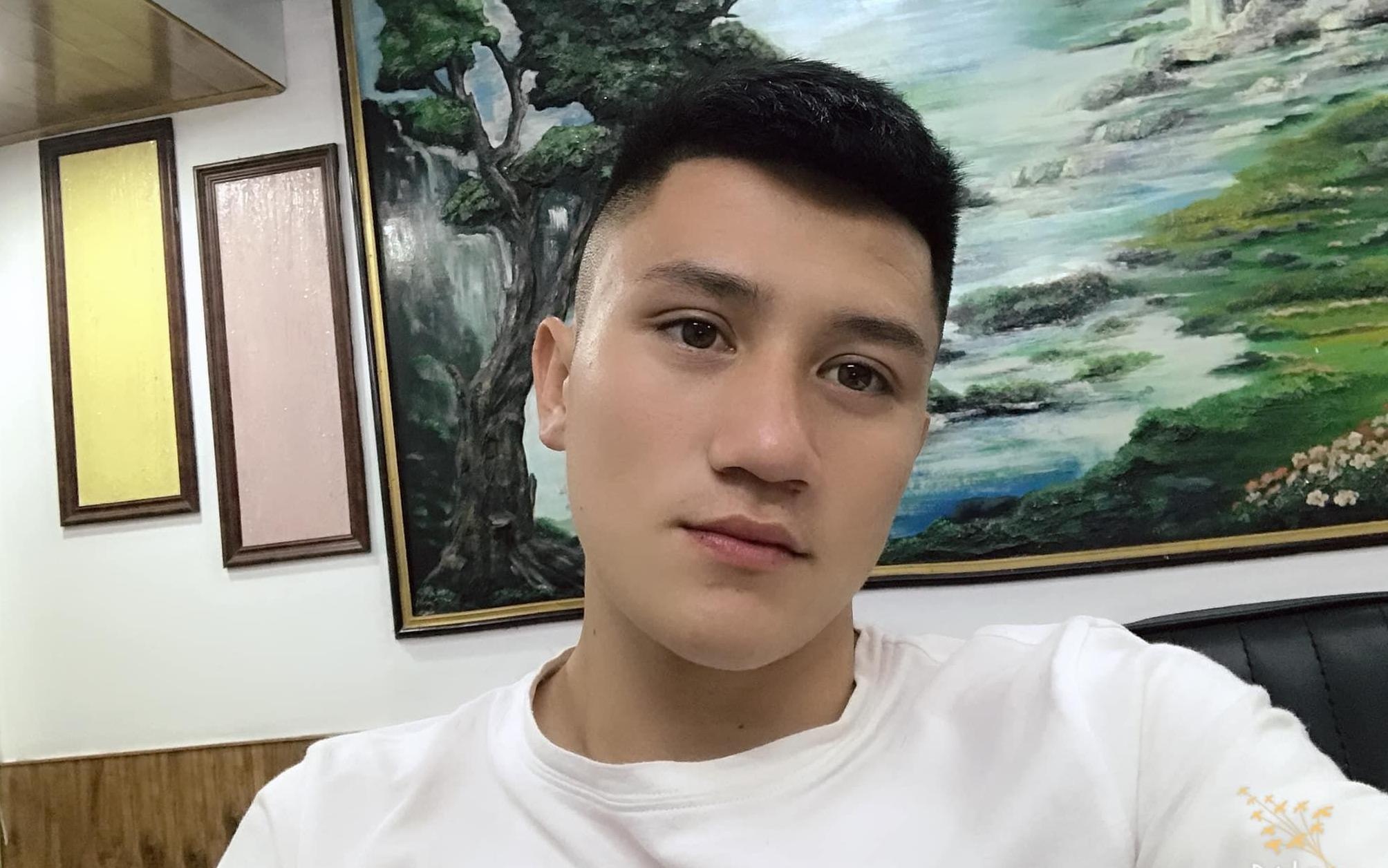 Cau thu sinh nam 2000 khien fan nu doi 'lam dau Thanh Hoa' hinh anh