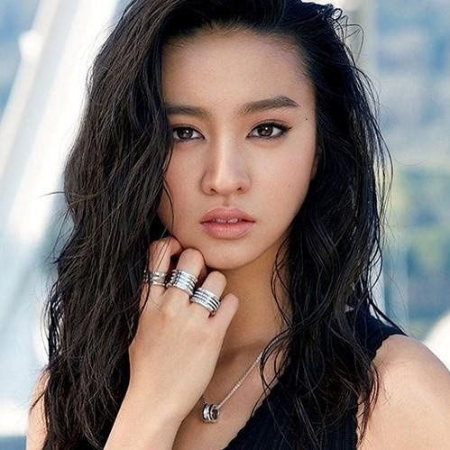 Con gai ngoi sao noi nghiep cha me anh 12