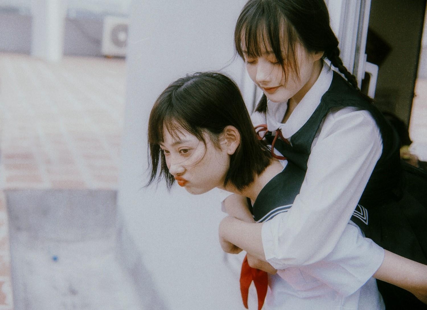 đôi bạn thân hot girl ảnh 7 doi ban than hot girl anh 7