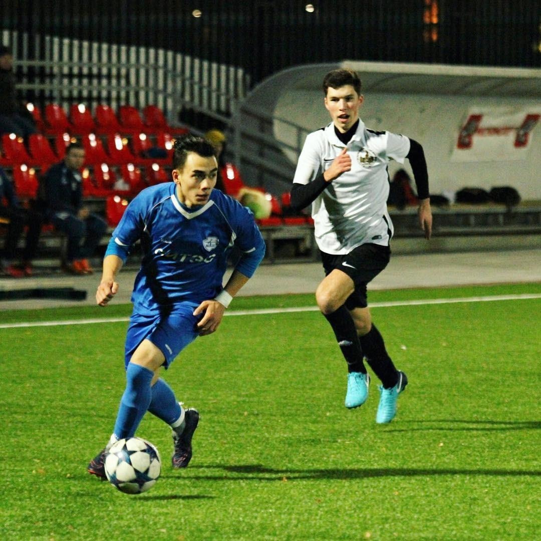 Cau thu Viet kieu Nga anh 8