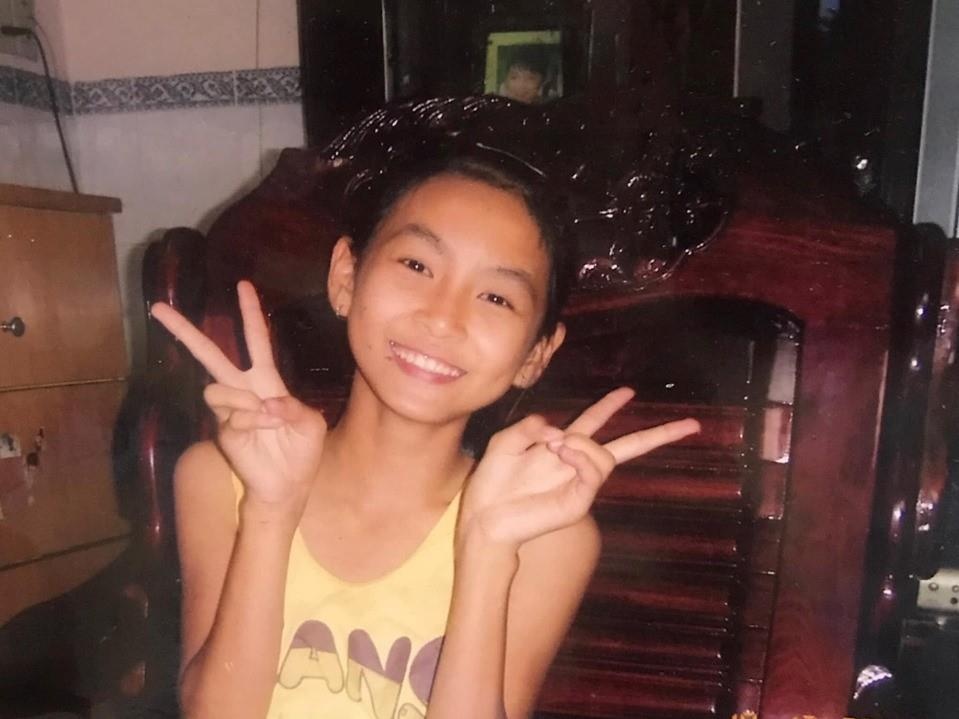 Anh thoi ngo tau cua hot girl Nam Tran anh 2