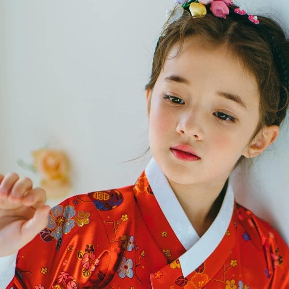 Mau nhi lai Han va Na Uy anh 5