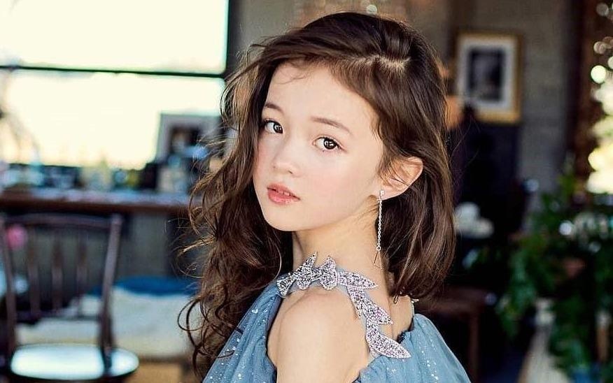 Mau nhi lai Han Quoc - Na Uy duoc khen xinh nhu thien than hinh anh