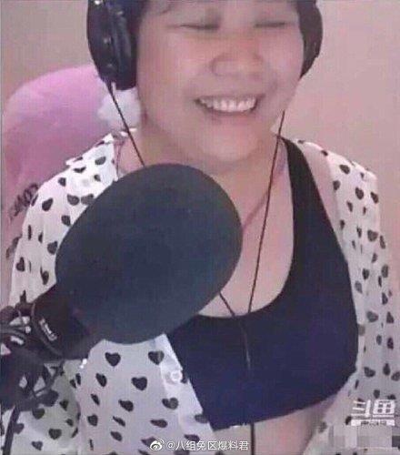 Nu streamer lo nhan sac that anh 1