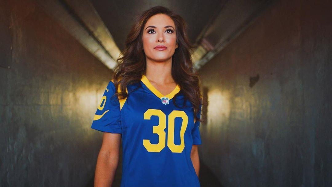 cheerleader nong bong anh 9