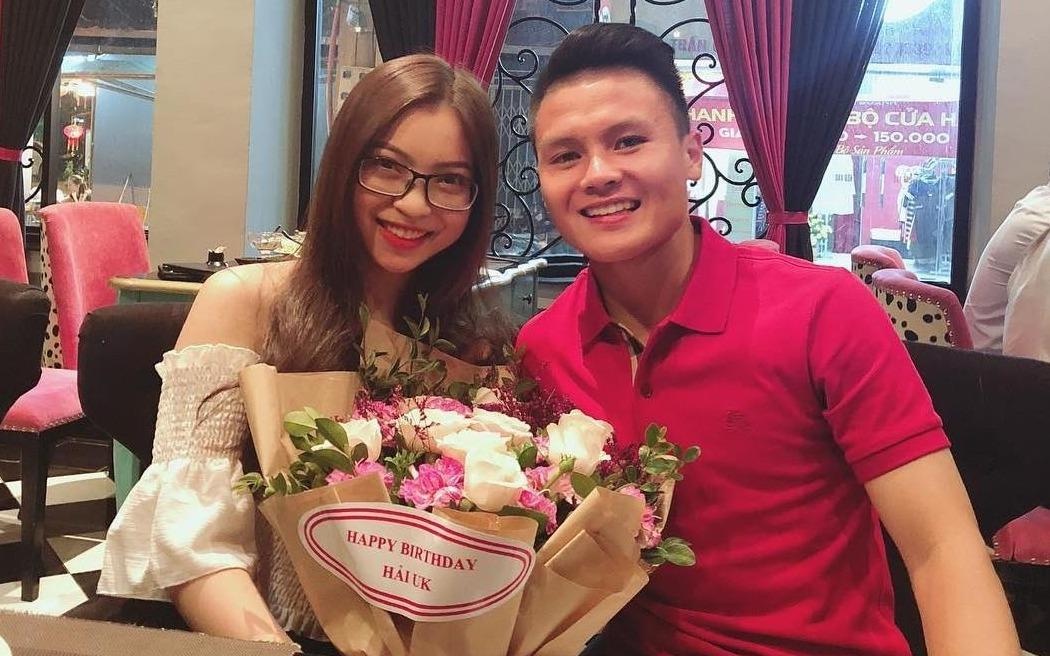 Quang Hai la 'soai ca ngon tinh' truoc khi dinh tin don chia tay hinh anh